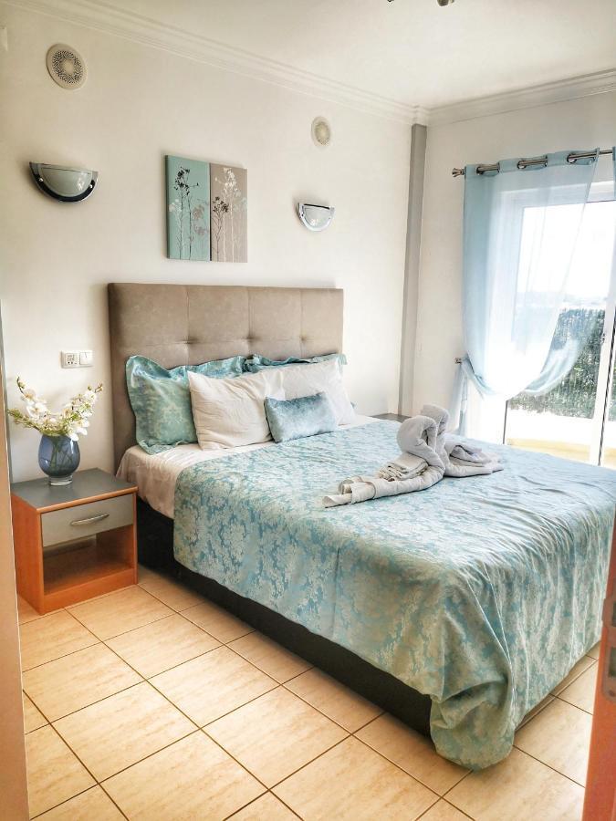 ギーアPenthouse With Sea View & Private Terraceアパートメント エクステリア 写真